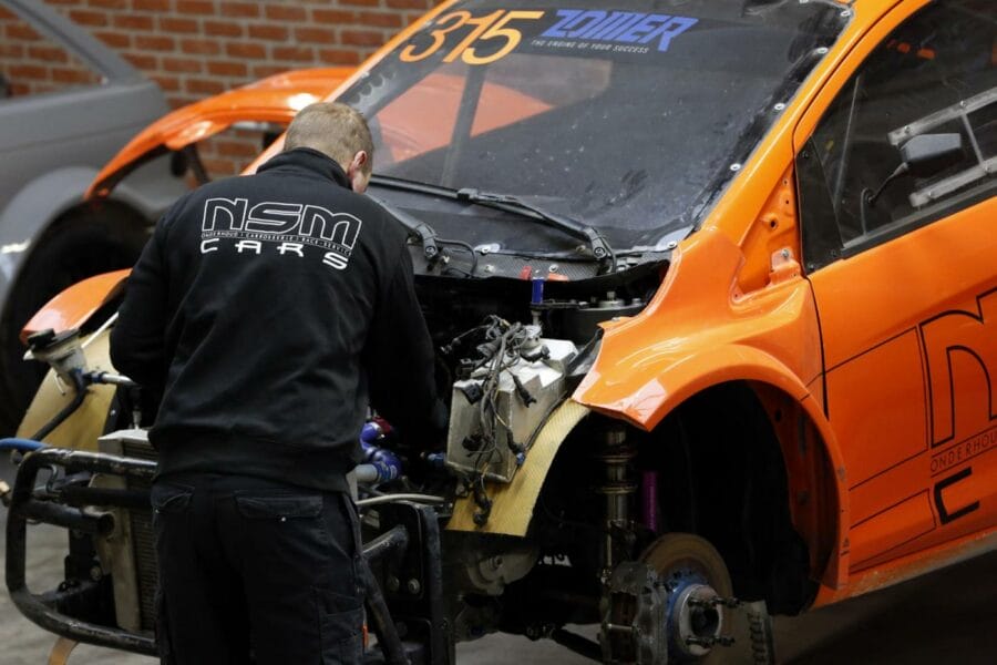 NSM Cars Raceservice 6